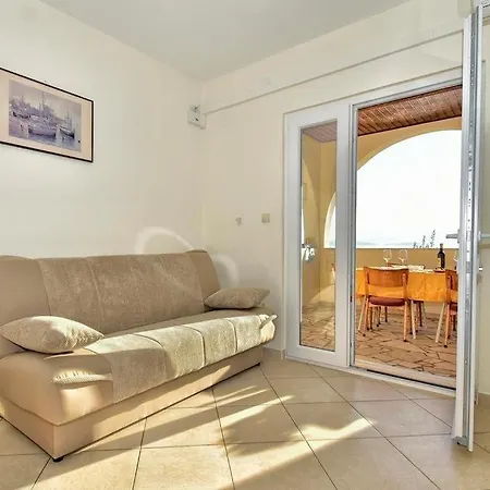 Apartments Zana Pisak Exterior photo