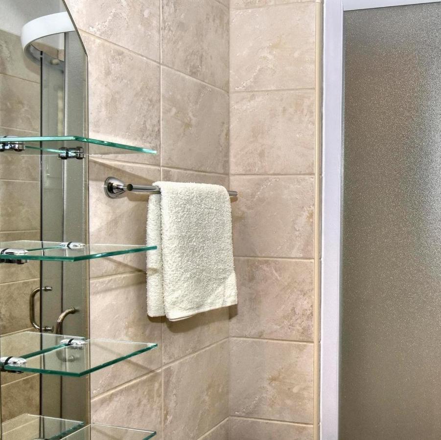 Zana Apartment Pisak
