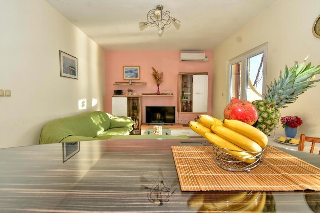 Apartment Zana