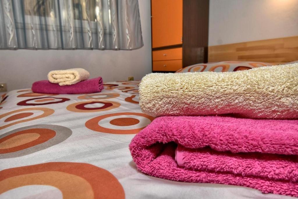 Zana Apartment Pisak